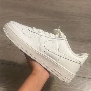 Nike Air Force 1s LE GS/Women